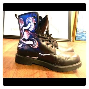 Noa Knafo vegan boots size 8! Send offers!!